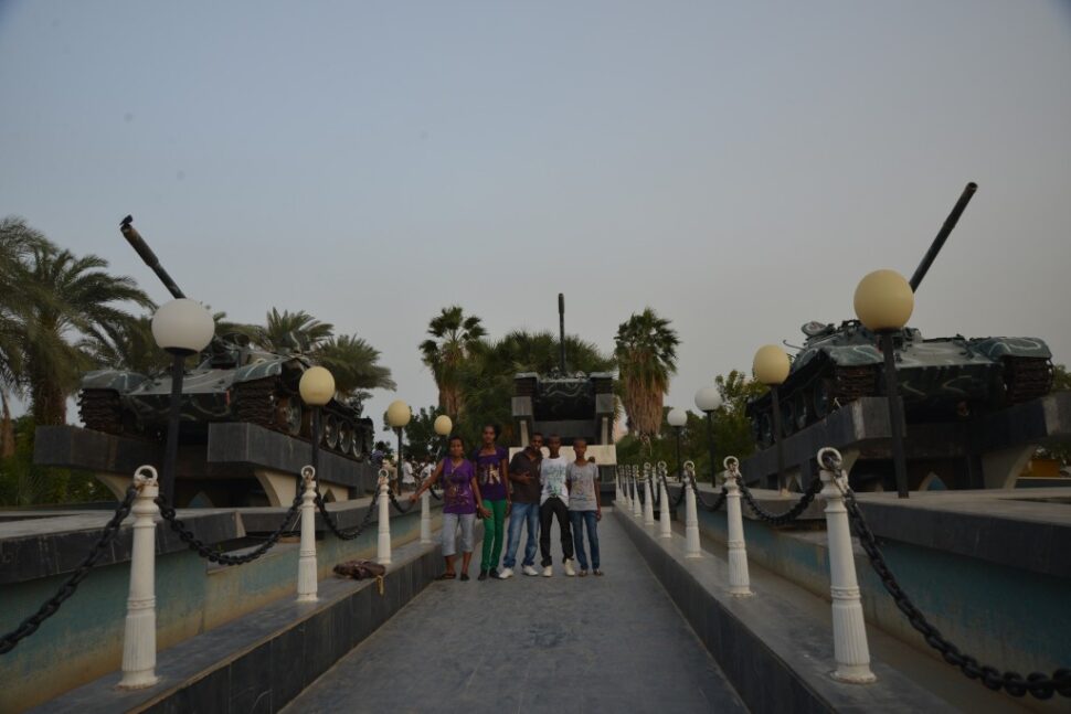 Massawa i tre carri armati Commander, Giaguar e Tigre, War Memory Square.